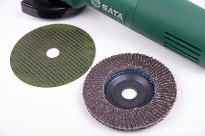 SATA世達800W角磨機上手初體驗 切割作業利器，自主維修不求人